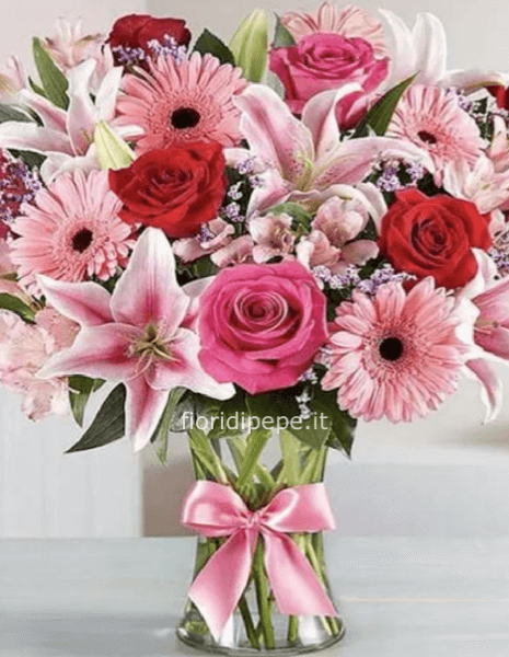 Mazzo di lilium e rose e gerbere 