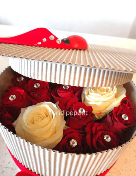 Flower Box laurea red